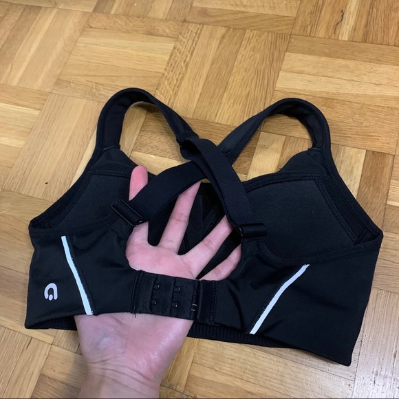 Black Hyba Reflective Details Padded Sports Bra - Picture 6 of 11